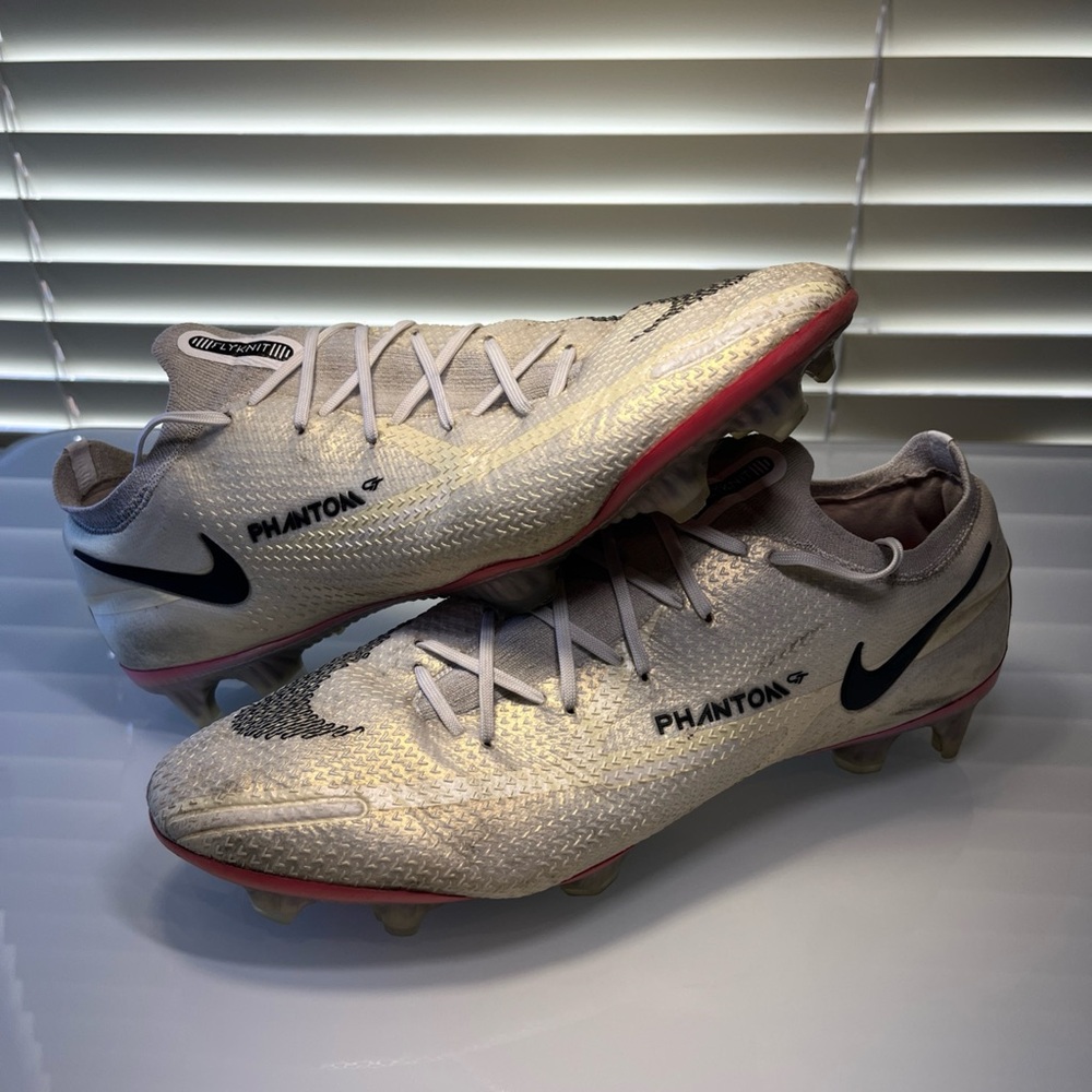 Nike Phantom GT2 Elite Rawdacious